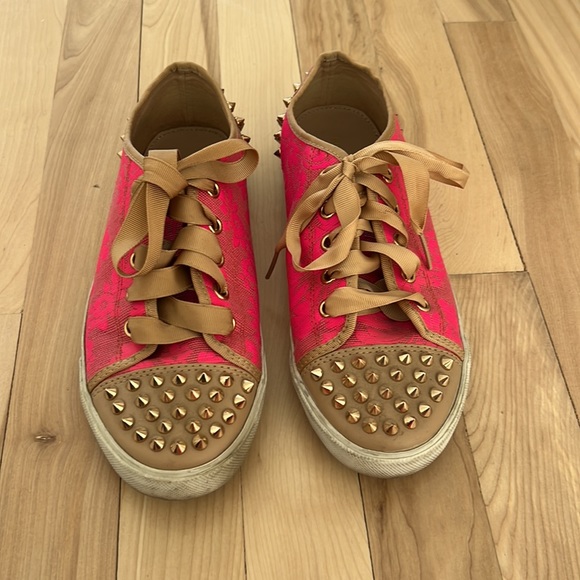 Kurt Geiger Floral/Spike Running Shoes ( size 37 ) - Picture 2 of 4